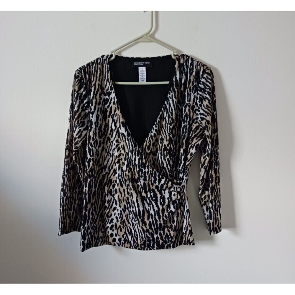 Jones New York Women Faux Wrap Leopard Print Top Brown V Neck Lightweight Size M